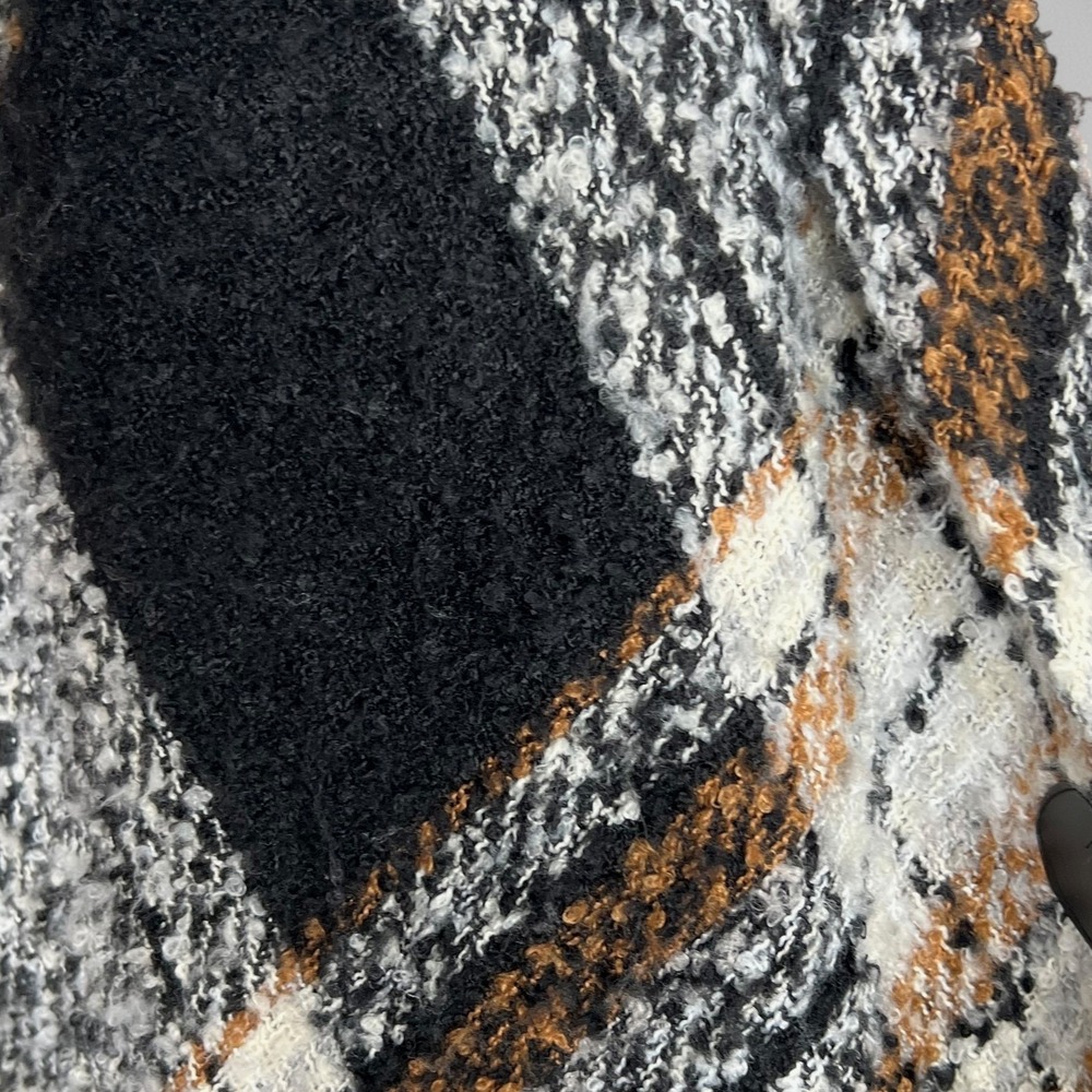 APT.9 London Plaid Toggle Ruana Poncho Cape Wrap Black‎ Brown White Cozy OS - Picture 8 of 9